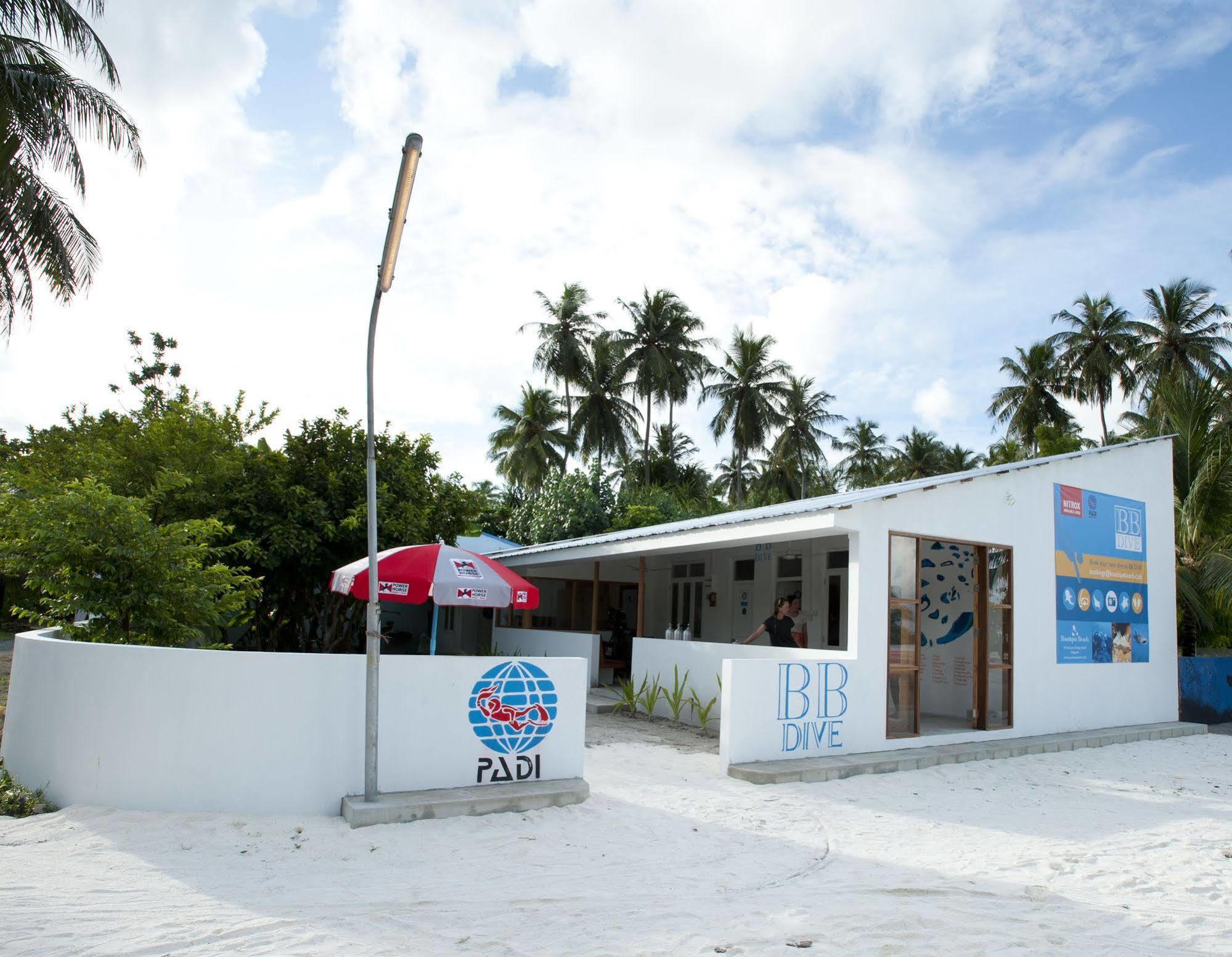 Boutique Beach All Inclusive Diving Hotel Dhigurah  Exterior photo