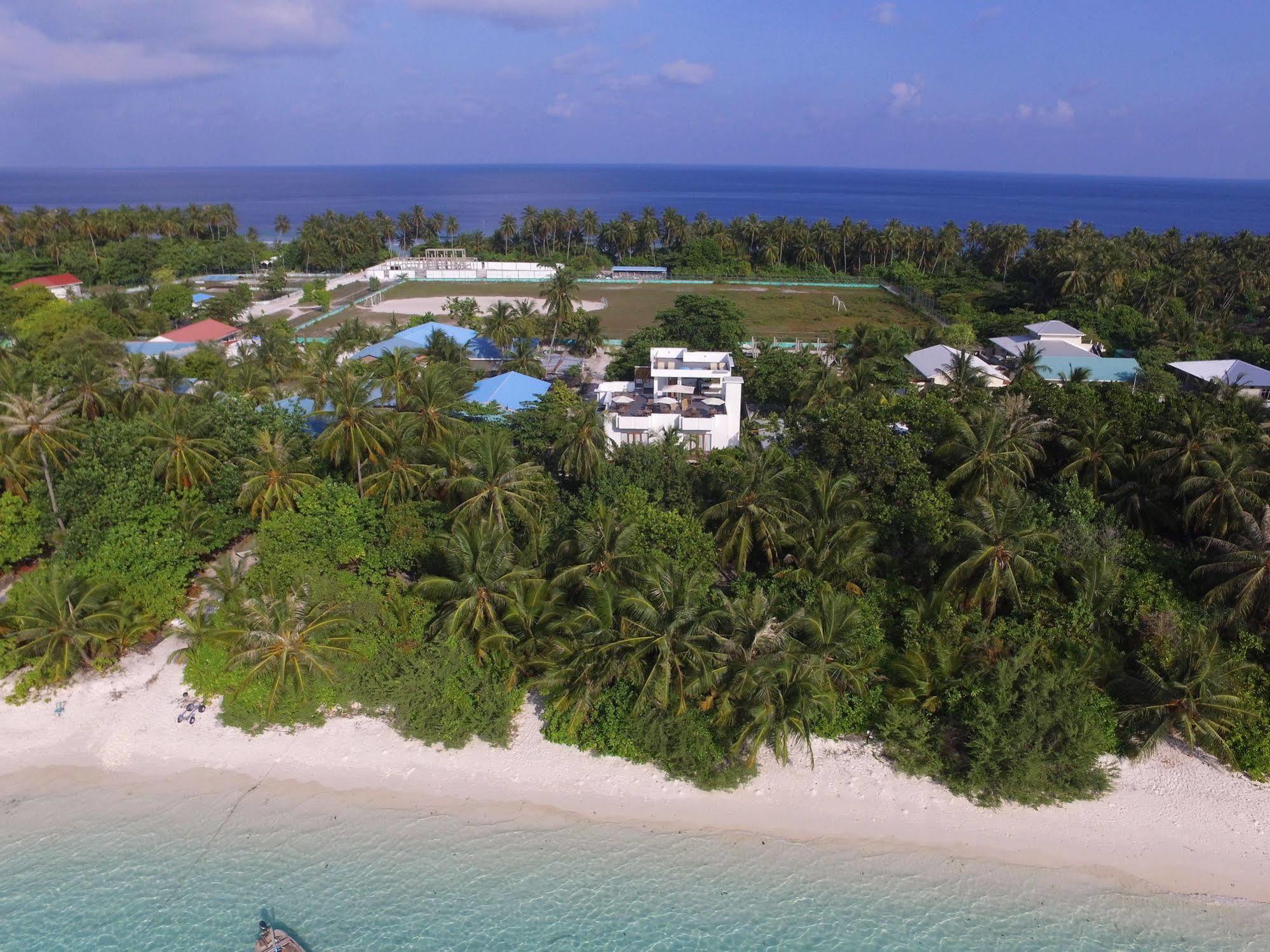 Boutique Beach All Inclusive Diving Hotel Dhigurah  Exterior photo