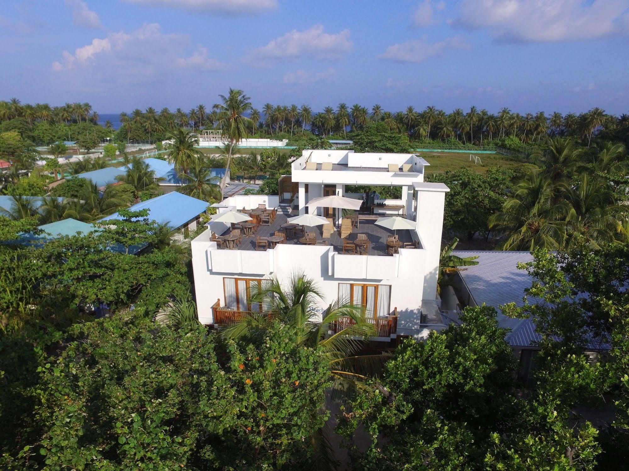 Boutique Beach All Inclusive Diving Hotel Dhigurah  Exterior photo