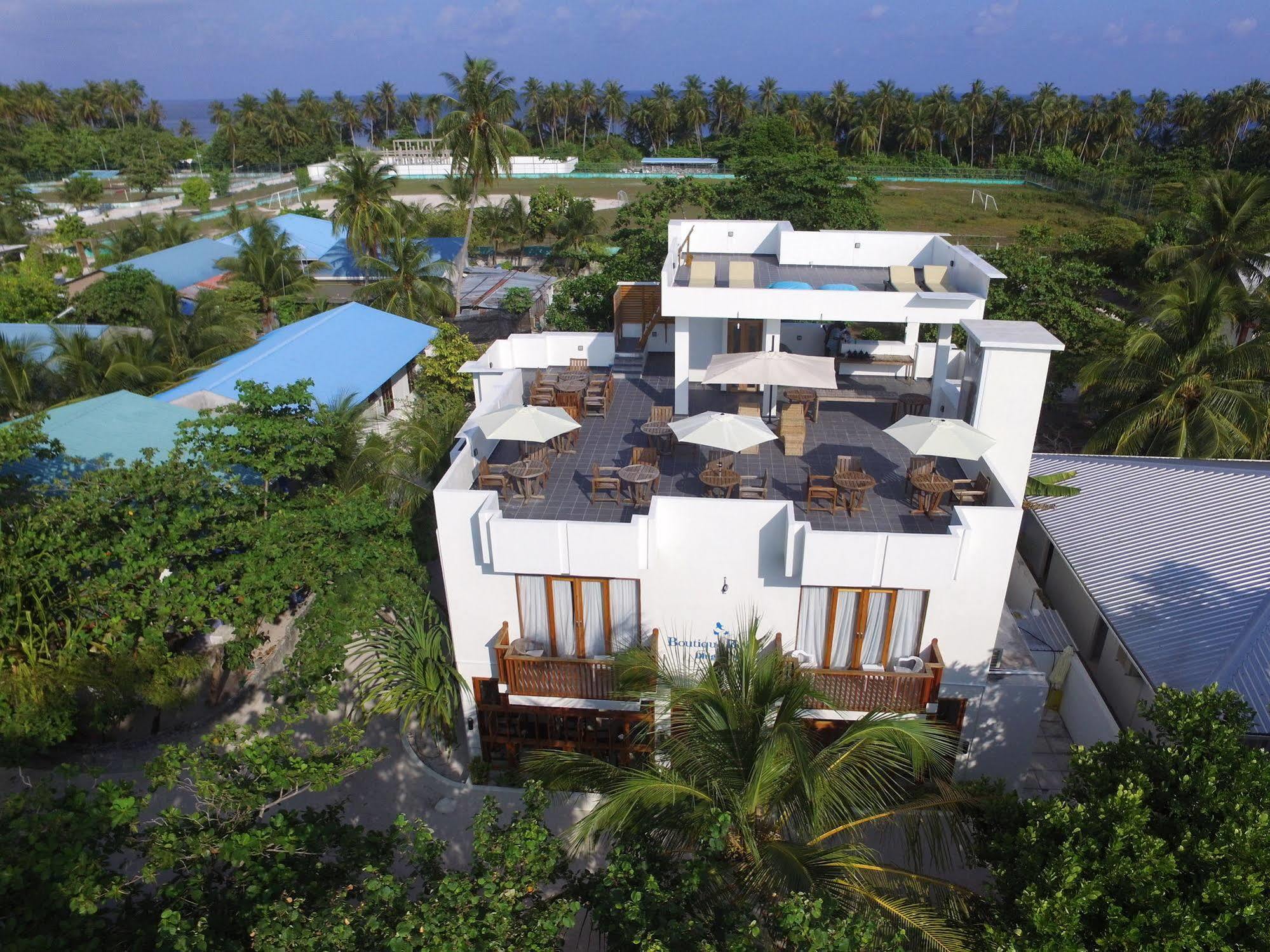 Boutique Beach All Inclusive Diving Hotel Dhigurah  Exterior photo