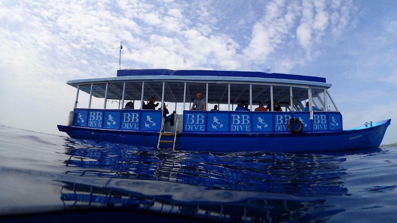 Boutique Beach All Inclusive Diving Hotel Dhigurah  Exterior photo